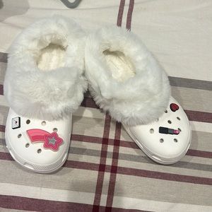 NEW RELEASE Crocs Jibbitz Mammoth just never used